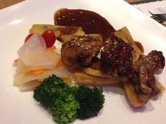 烤猪仔骨-绿茵阁(体育西分店)