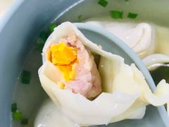 蛋黄馄饨-顶巧鸡汤馄饨(虹口总店)