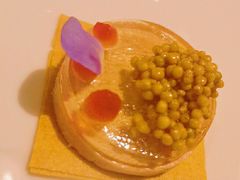 蓝莓接骨木鹅肝配小米煎饼-théATRE 茶聚场(王府中環店)