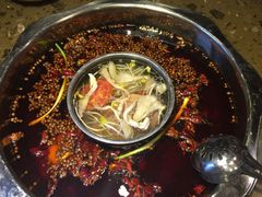 -憨石匠鲜菜土火锅(昆都店)