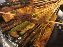 -何师烧烤·香辣蟹·川菜·30年老品牌(太古里旗舰店)