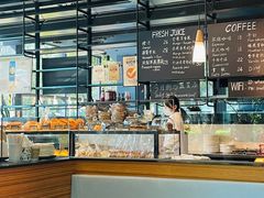 面包甜点陈列柜-麦田工坊(月湖店)