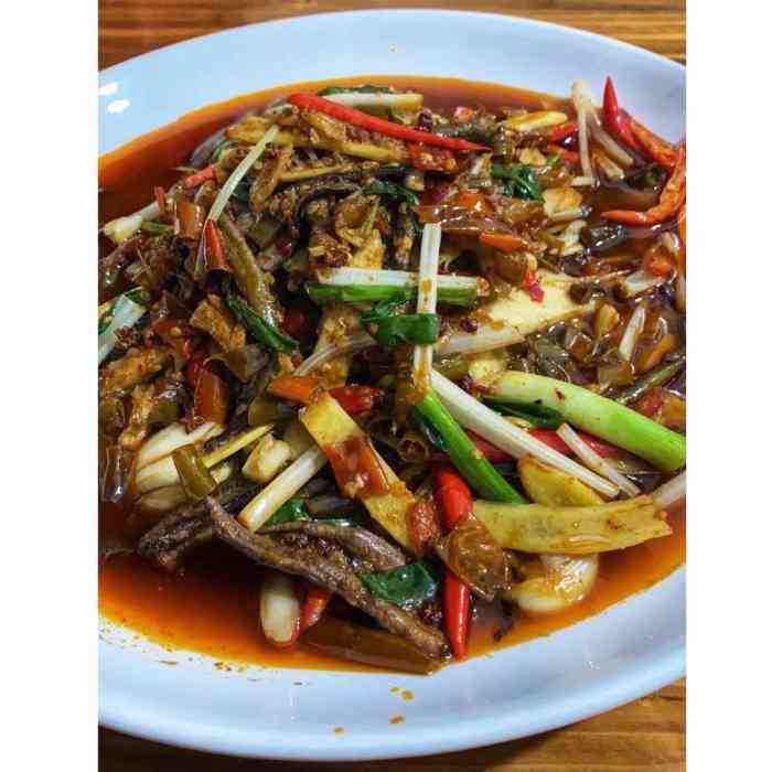 四哥青蛙鳝片-"宝藏小店,当然是越少人知道越好[色]就.