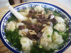 -小董骨汤馄饨店(通扬路店)