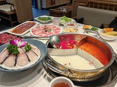 -周师兄大刀腰片火锅(磁器口直营店)