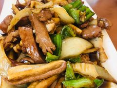 油爆双脆-铁东熏肉大饼铺