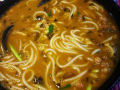 -香巴拉云南餐厅(华莱坞店)