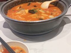 -渝是乎酸菜鱼·川渝小炒(新世界百货望京店)