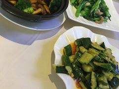 私房生炒菜心-方鼎食府