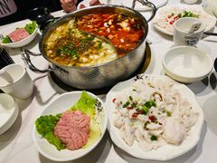 -德林酸菜鱼火锅(南丹店)