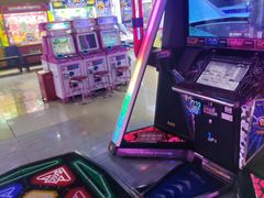 -直通车欢聚中心(崇州万达店)