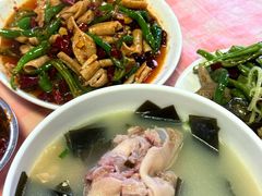 -中和裴氏蹄花(府河路店)