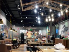 大堂-棒约翰比萨·意面(张江长泰店)