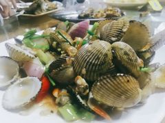 -亚龙湾8号(丁村万人海鲜广场店)