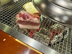 -肉甲韩国木炭烤肉(新壹街1店)