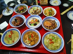 -蓝田九大碗民俗食府(蓝田店)