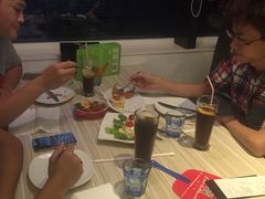 -必胜客(武汉欢乐谷店)