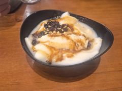 -爆炸头阿姨小四川正宗川味小吃(无任何分店)