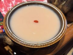 -老牌坊云南鱼豆花火锅(爱建店)