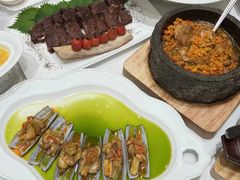 -品海楼·大连海胆锅贴馆(东港店)