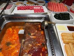 -海底捞火锅鲜切牛肉主题店(长寿路店)