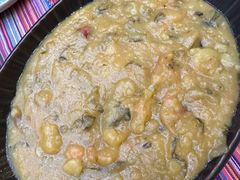 -香巴拉云南餐厅(华莱坞店)