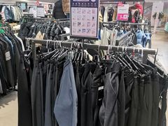 -唯品会(北京国瑞城店)