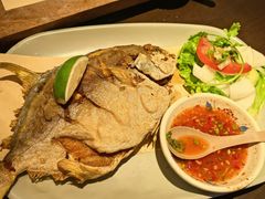 -大头虾越式风味餐厅(光明广场店)