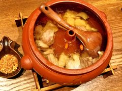 -云海肴·汽锅鸡·云南菜(天山百盛优客店)