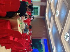 -老乡村美食农庄