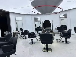 -一家只做男发烫染的店