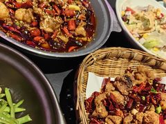 -粉墨特色菜·烧烤音乐酒馆