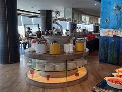 -宝利来国际大酒店-凤凰阁旋转餐厅