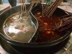 -钢管厂五区小郡肝串串香(奥克斯广场锦城万达店)