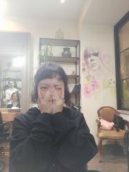 -苑苑发型设计