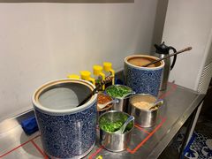 -包整·丝娃娃(一览甲秀楼风景店)