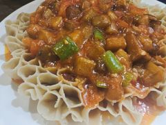 -东口码头·烧鸽子·鱼头泡饼·地方菜(金鹰悦城店)