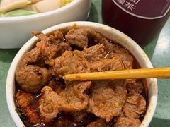 -一围肥牛小火锅(高铁吾悦店)