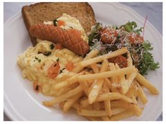 可颂和蛋卷Omellette-villa de ato