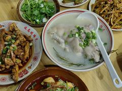 -老方桌烂蹄花川菜馆(九龙坡店)