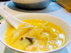花胶鸡锅底-上房火鍋(新天地店)