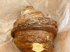 泡芙羊角-OUR Bakery(SKP-S店)