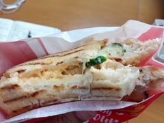 -必胜客(WOW梧州旺城店)