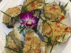 -覃记海鲜美食餐厅