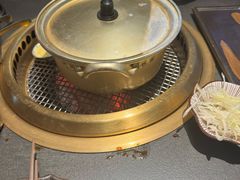 -铭牛烧肉·和牛海鲜自助(高新月牙湖店)