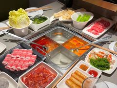 -海底捞火锅鲜切牛肉主题店(长寿路店)
