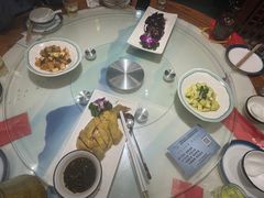 -松沪名灶·豆浆鱼头·新上海菜(飞航吾悦广场店)