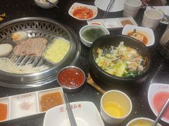 -木槿花韩式炭烤·熟成肉工坊(孙文东路店)
