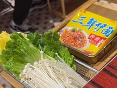 -沙胆彪炭炉牛杂煲(上海日月光广场店)