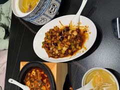 -国人川菜(李家村建东街店)